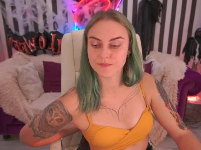 rayeream — XloveCam वेबकैम मॉडल: फ़ोटो