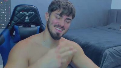 greekgod19 na Cam4: fotky a profil