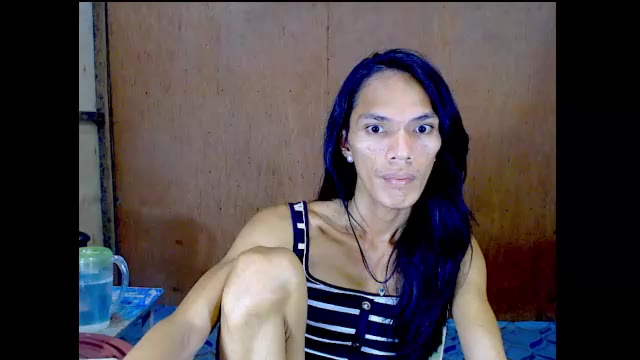 Preview photo of webcam model ur_prescious_xxx on Chaturbate