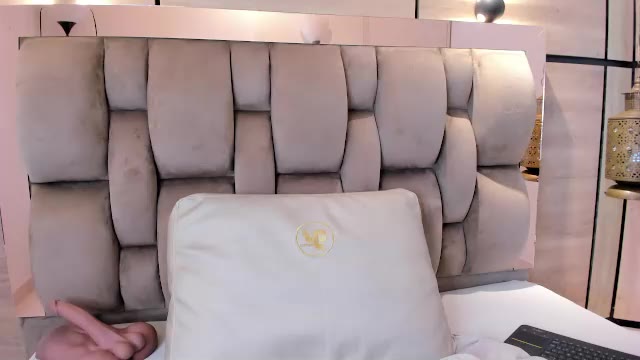 im_mou_, cam model su Chaturbate: foto
