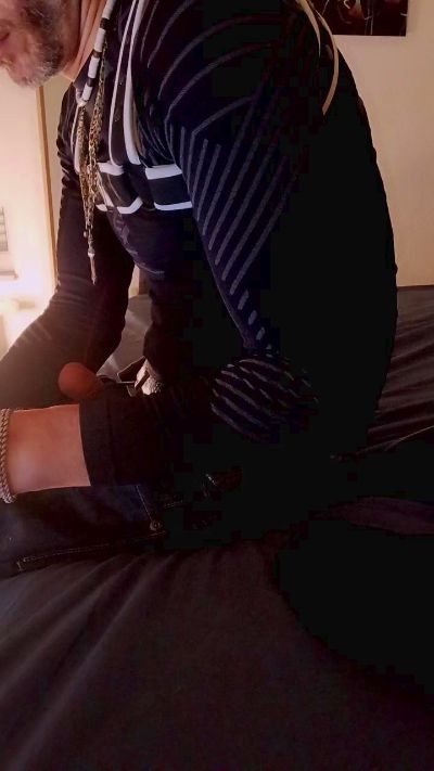 fetishjeans: عارضة كاميرا ويب على Cam4