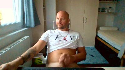 realbigcock81 — Cam4 वेबकैम मॉडल: फ़ोटो