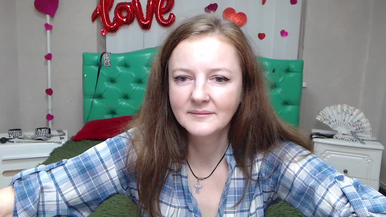 meganpirs (XloveCam): nuotraukos, profilis