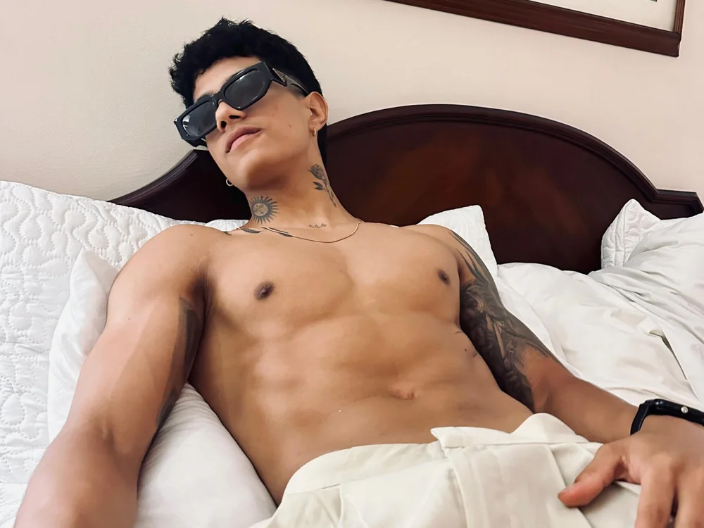 aress_damon di Stripchat: foto model webcam