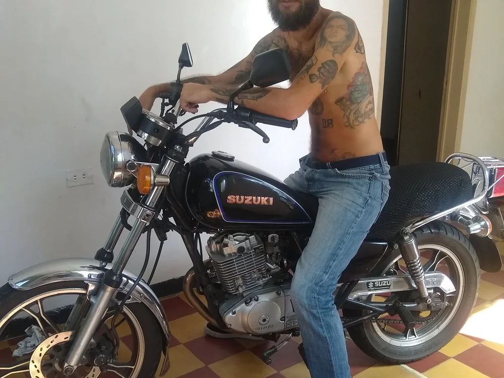 Tatted21xxx – Stripchat webkamerás modell