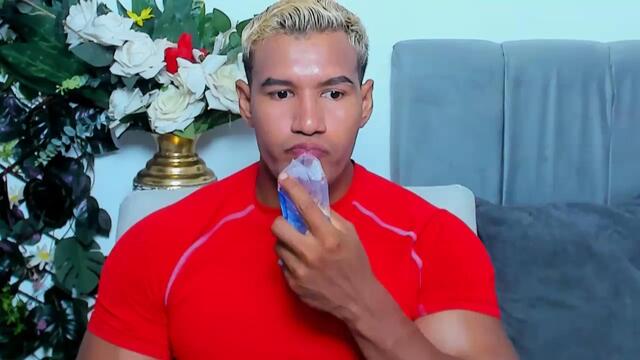 cris-cruz, modelo webcam de Flirt4Free: fotos