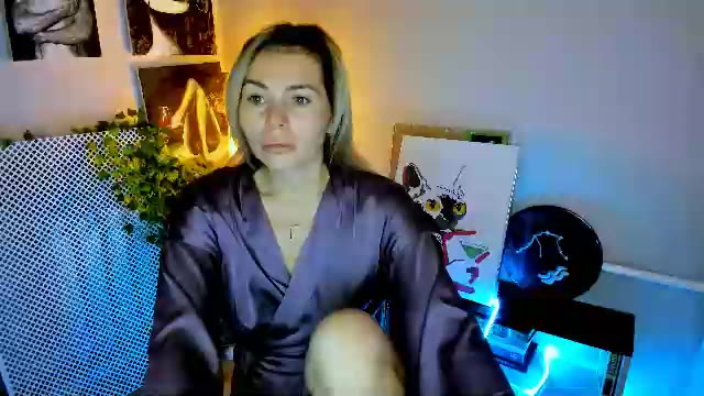 loraboyar, webcammodel op Chaturbate: foto's
