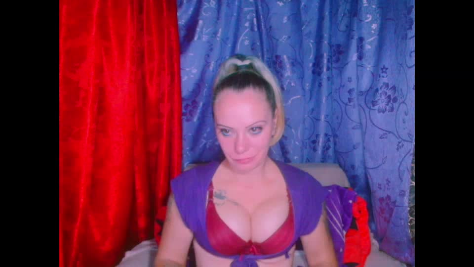 annesensu — XloveCam ওয়েবক্যাম মডেল: ছবি