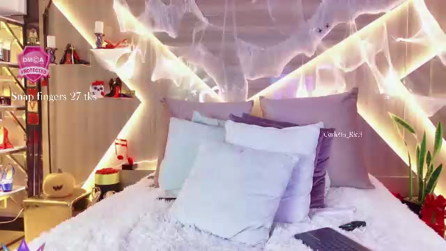 carlotta_ricci (Chaturbate): fotod ja profiil