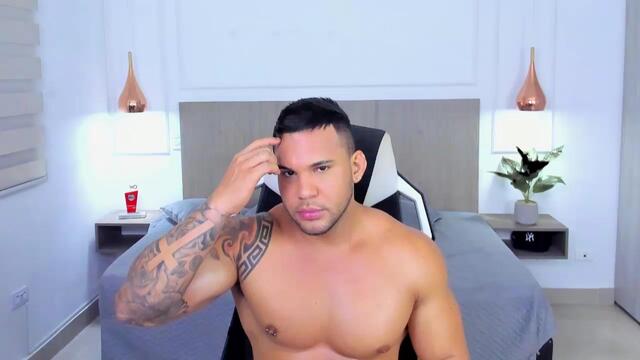 matthew-santos, model webcam de Flirt4Free: fotos