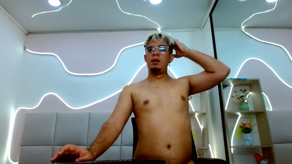 zeustrys, model webcam de XloveCam: fotos