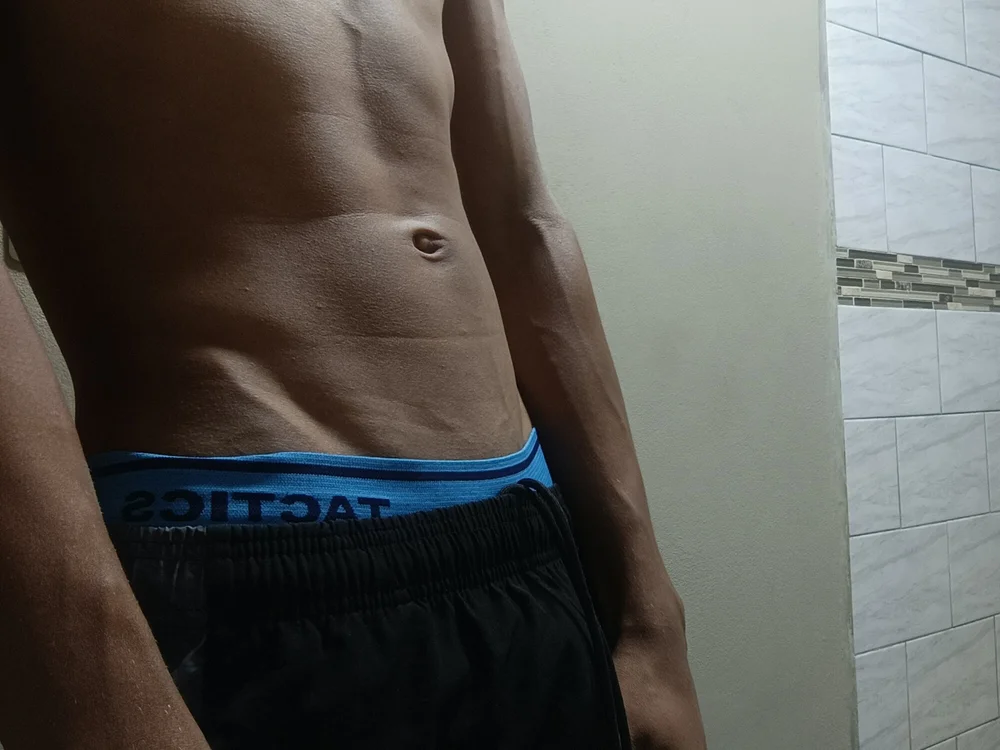 Joshua0202 на Stripchat: фото вебкам-моделі