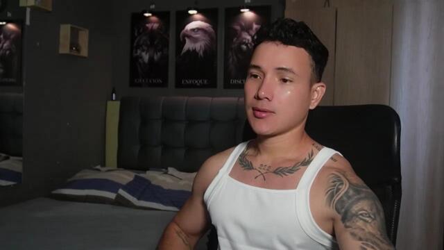 nick-privost — Flirt4Free 直播模特:照片与资料