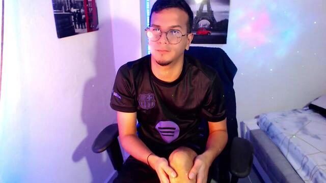 justin-melendez, model webcam de Flirt4Free: fotos
