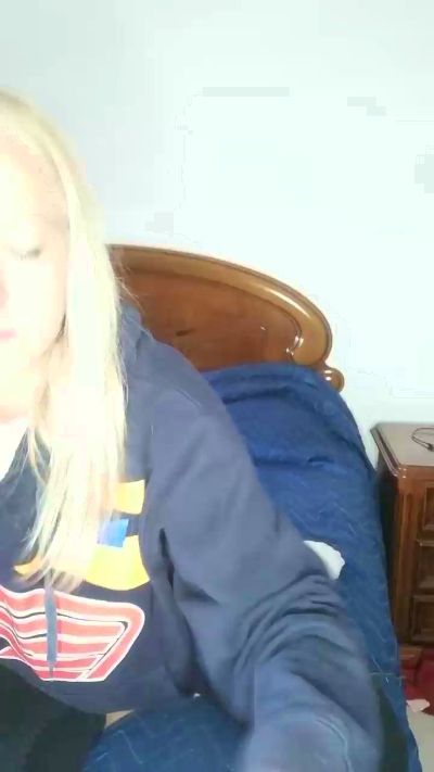Preview photo of webcam model piedisexy81 on Cam4