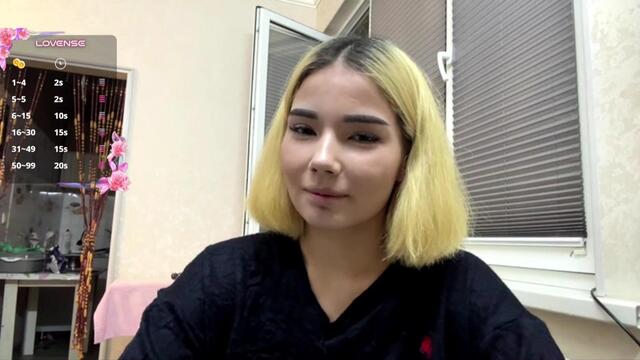 lilia-morsberger, model webcam pe Flirt4Free: poze