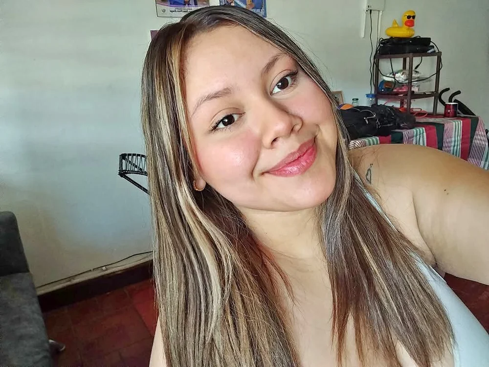 sexxilea, cam model su Stripchat: foto