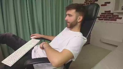 kyloeast, cam model su Cam4: foto