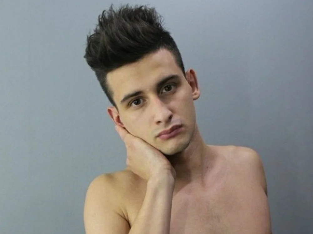 Keen___Luckystrike: عارضة كاميرا ويب على Stripchat