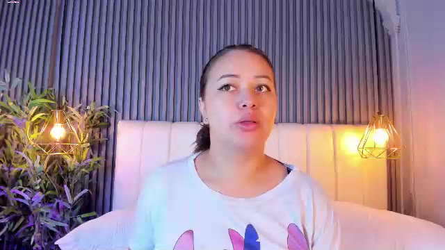 anaisclarkx – Webcam-Modell auf Chaturbate