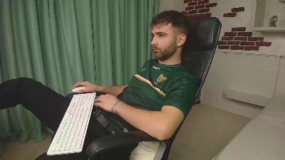 kyloeast na Cam4: fotky a profil