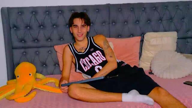 kelan-mescal – Flirt4Free webkamerás modell