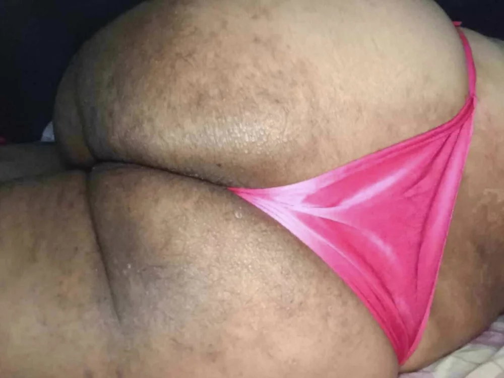 bottom_monty, modelo webcam de Stripchat: fotos