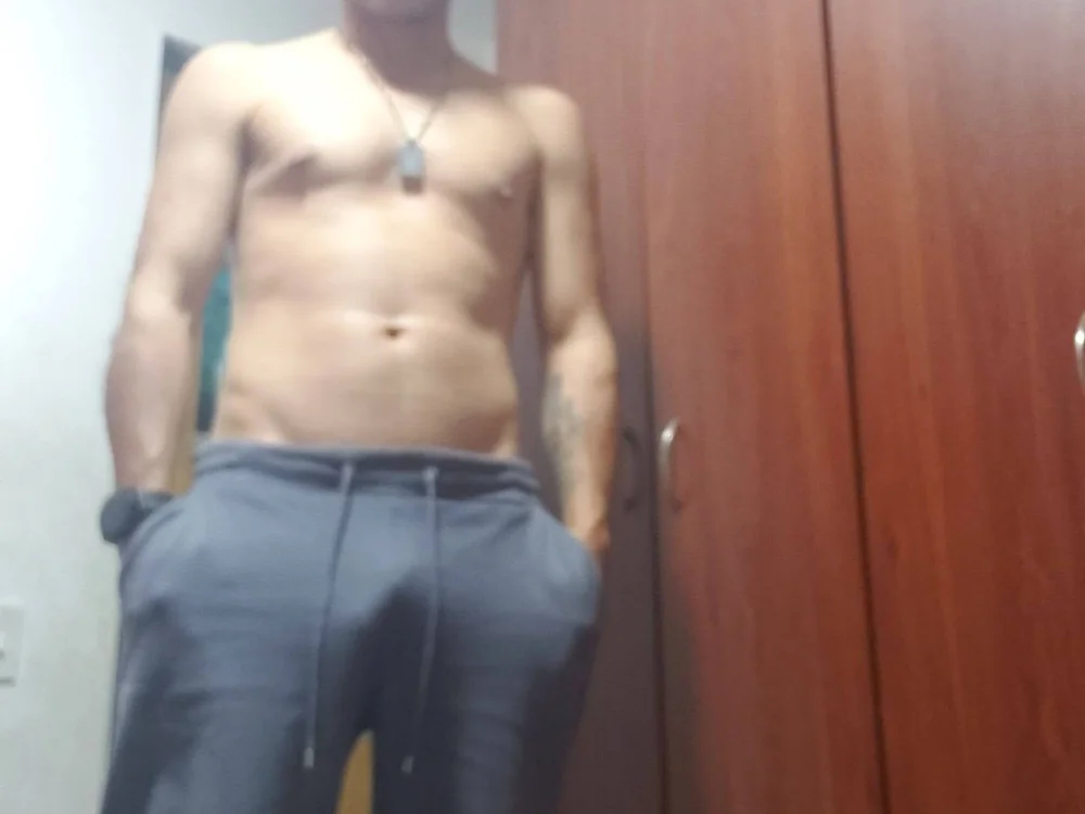 Ponpeo — Stripchat वेबकैम मॉडल: फ़ोटो