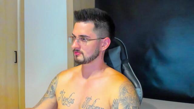 ashton-muller, model webcam pe Flirt4Free: poze