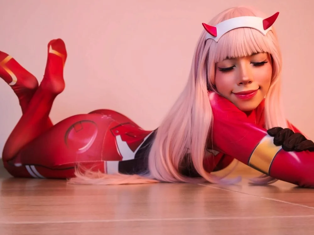 LemonSweett — Stripchatのライブ配信モデル：写真・プロフィール