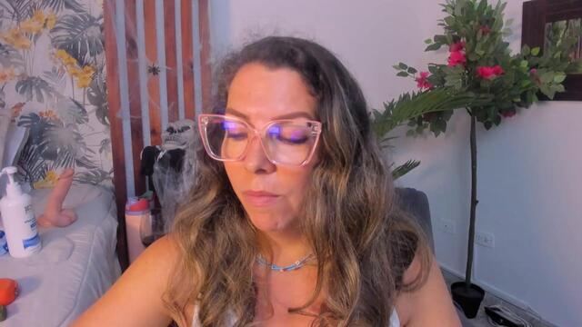 dominika-frost, model webcam de Flirt4Free: fotos