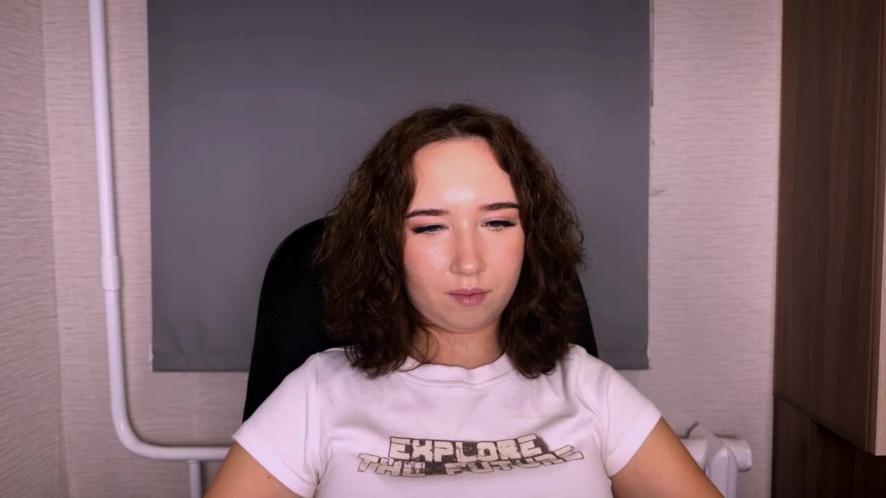 lasonyakaehler, webcammodell på XloveCam: bilder