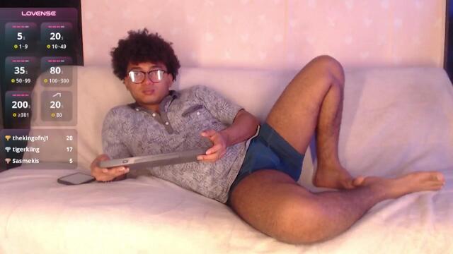 dylan-lux, modelo webcam de Flirt4Free: fotos