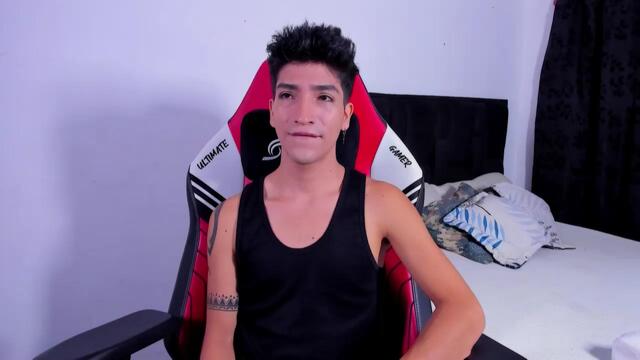 sean-collinss – Flirt4Free webkamerás modell