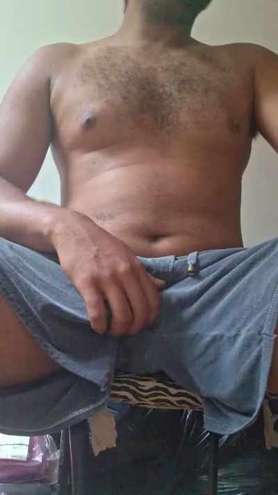Preview photo of webcam model morenogatorj99 on Cam4