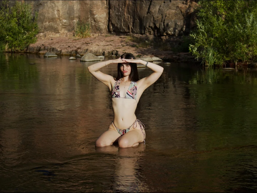 Preview photo of webcam model KarissaChantelle on Stripchat
