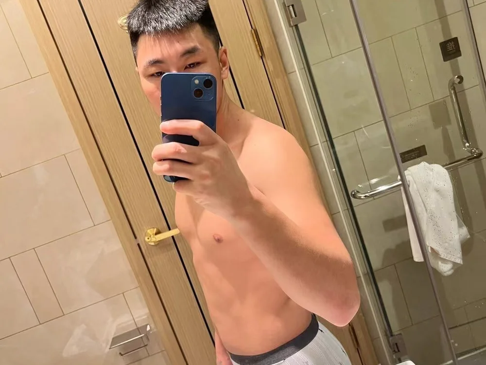 252584 — Stripchat वेबकैम मॉडल: फ़ोटो