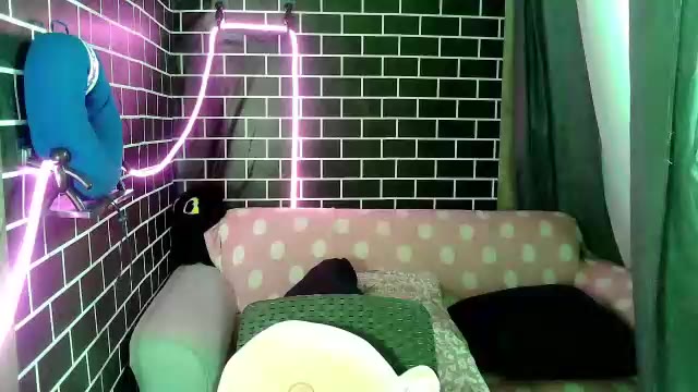 ir_loverrammy69, webcammodell på Chaturbate: bilder