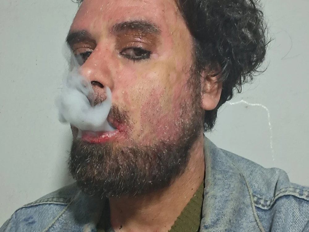 Smoker_lounge — Stripchatのライブ配信モデル：写真・プロフィール