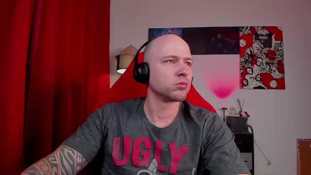 Preview photo of webcam model why_you_so_serious on Chaturbate