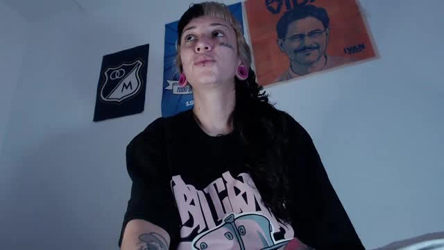lusstcruella – XloveCam webkamerás modell