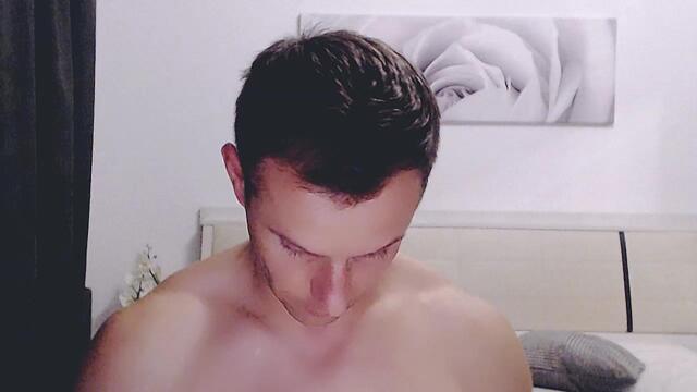 andrrew-great, cam model su Flirt4Free: foto