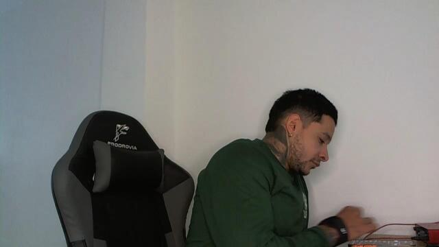 vince-dredd, cam model su Flirt4Free: foto