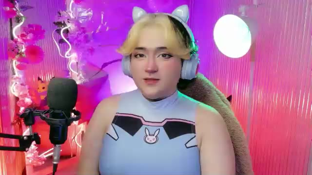 sakura_tay1 di Chaturbate: foto model webcam