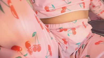 Preview photo of webcam model dannadoll69 on Cam4