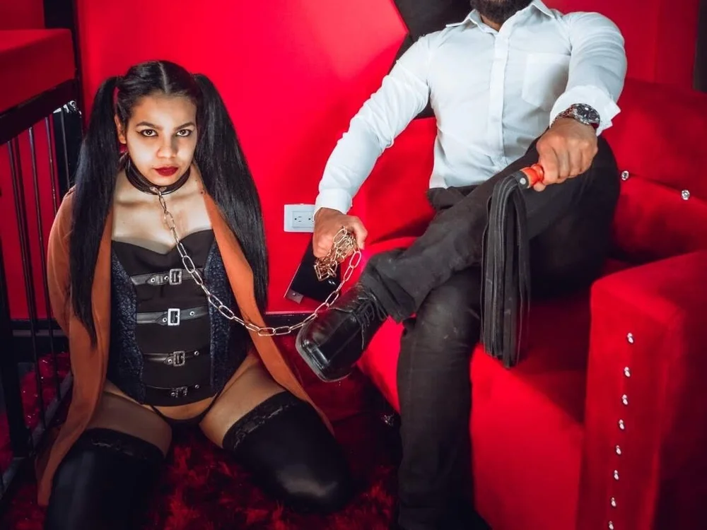 August-Sophie na Stripchat: fotky a profil