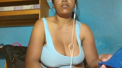 Preview photo of webcam model starbia on Cam4