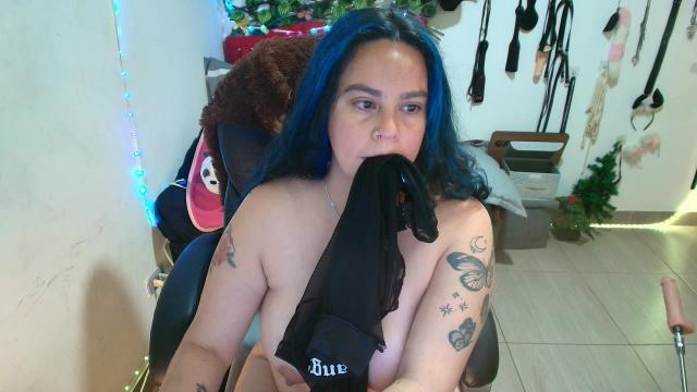 elektra_323 (Cam4): fotod ja profiil