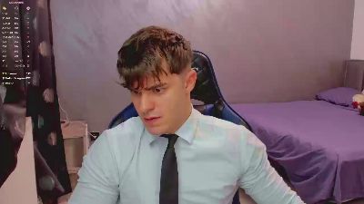 Preview photo of webcam model greekgod19 on Cam4