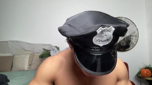 Preview photo of webcam model kai-storm on Flirt4Free